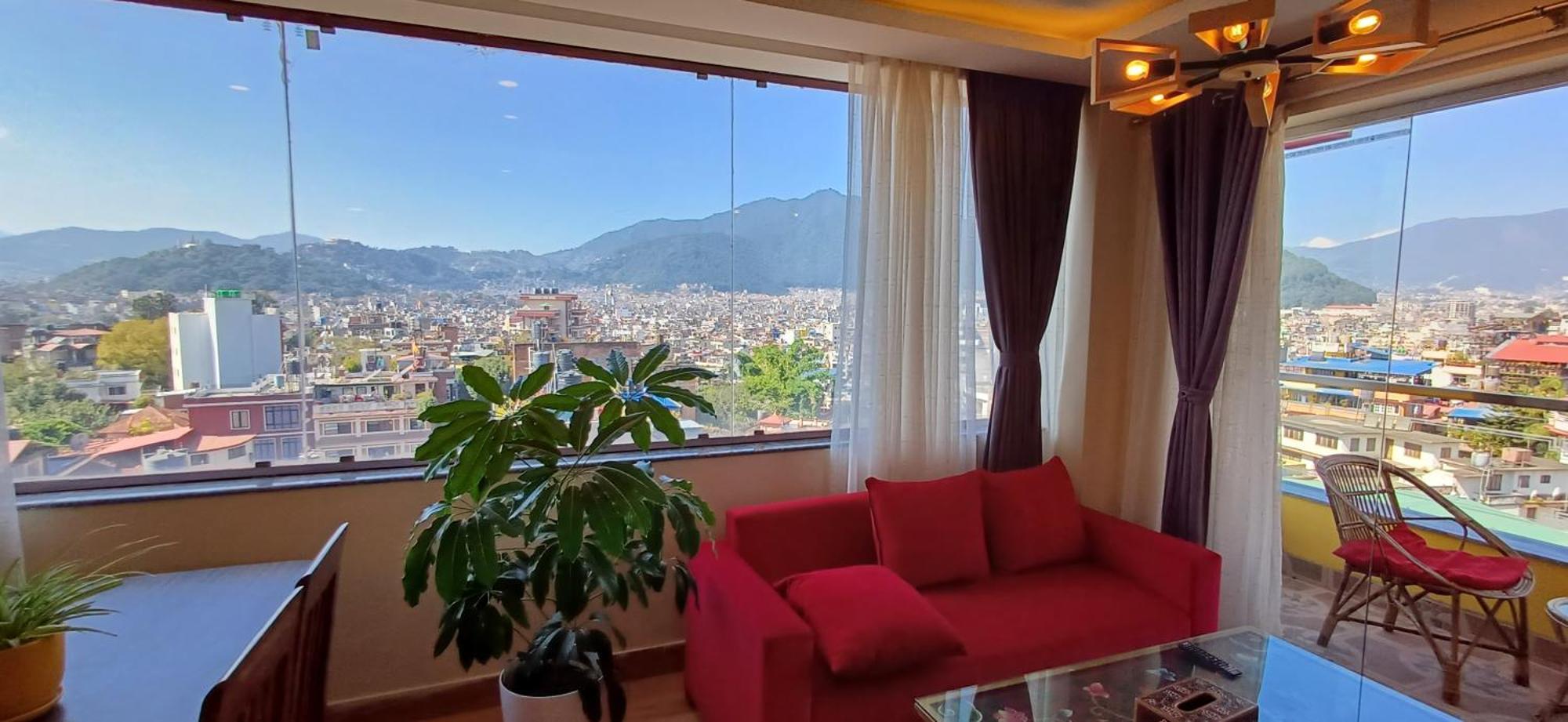 Hotel Yakroo Manang Kathmandu Bagian luar foto