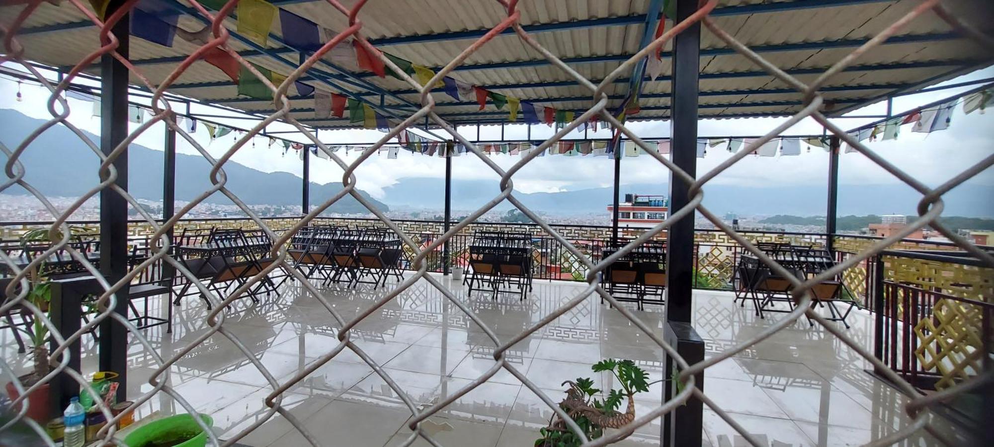 Hotel Yakroo Manang Kathmandu Bagian luar foto
