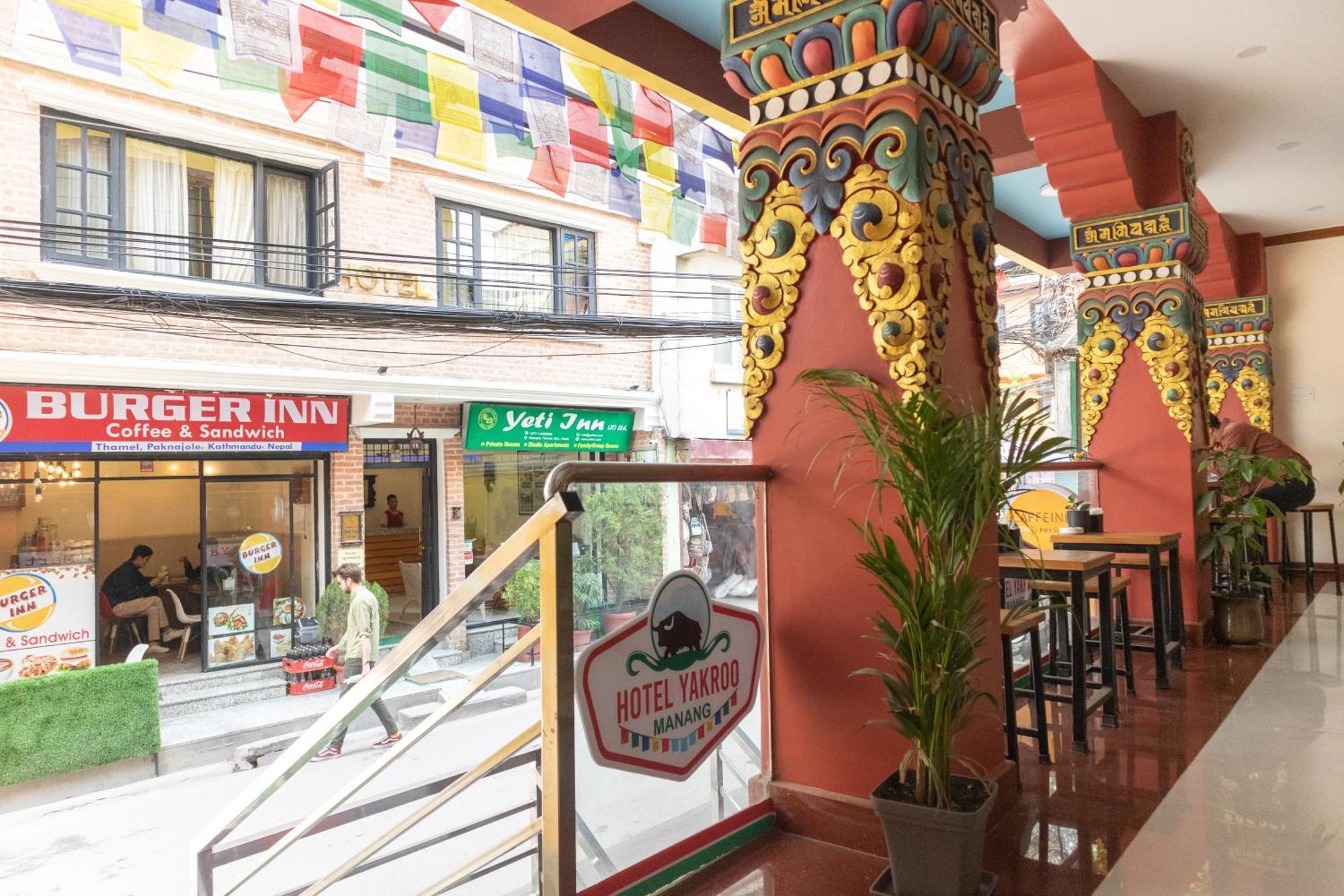 Hotel Yakroo Manang Kathmandu Bagian luar foto