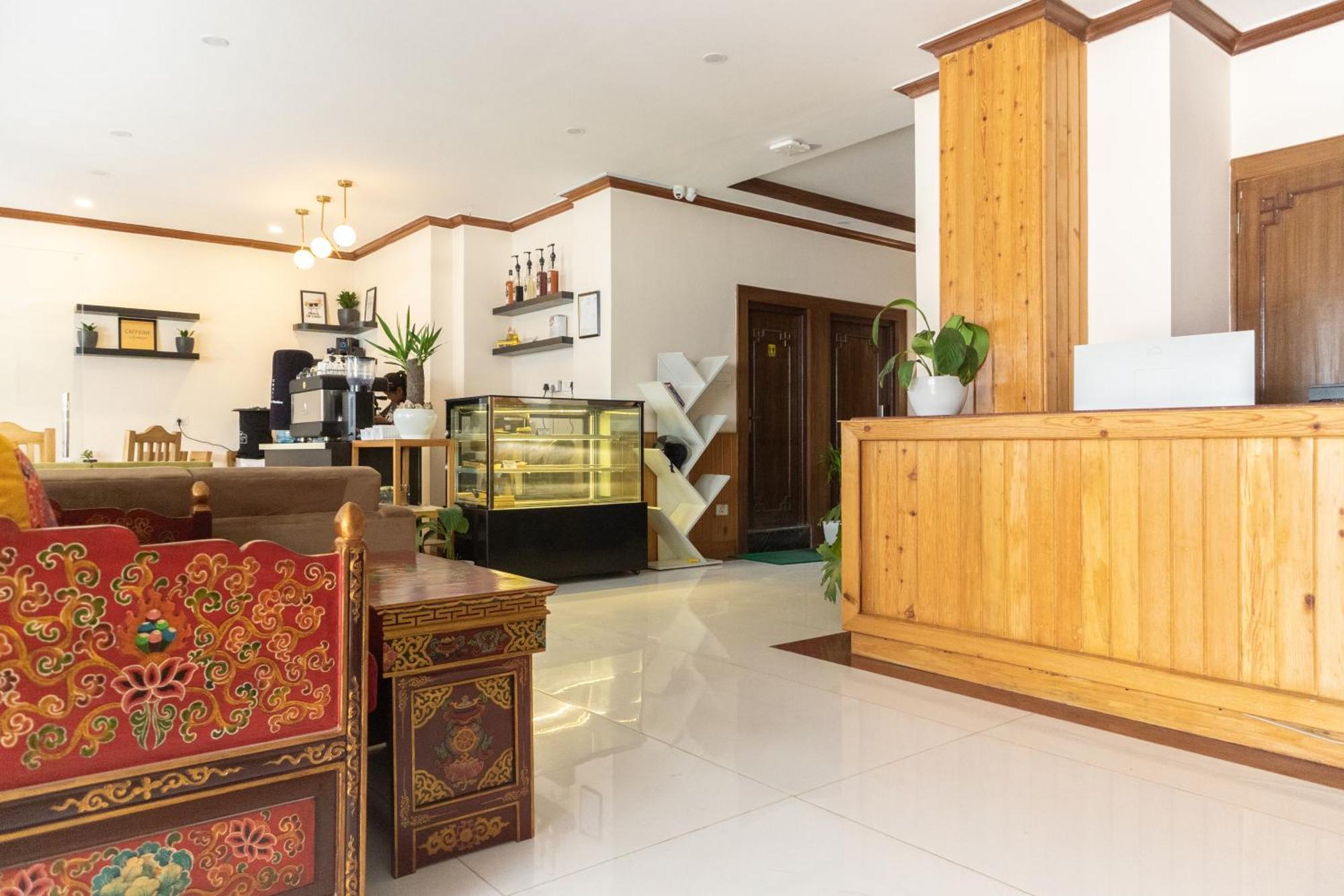 Hotel Yakroo Manang Kathmandu Bagian luar foto