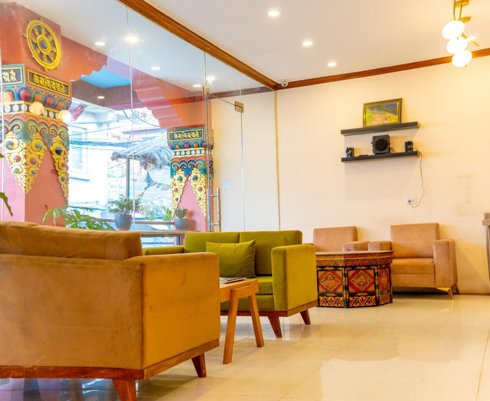 Hotel Yakroo Manang Kathmandu Bagian luar foto