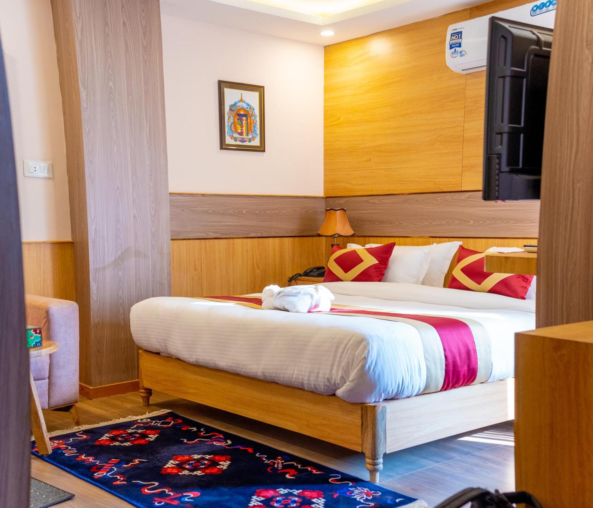 Hotel Yakroo Manang Kathmandu Bagian luar foto