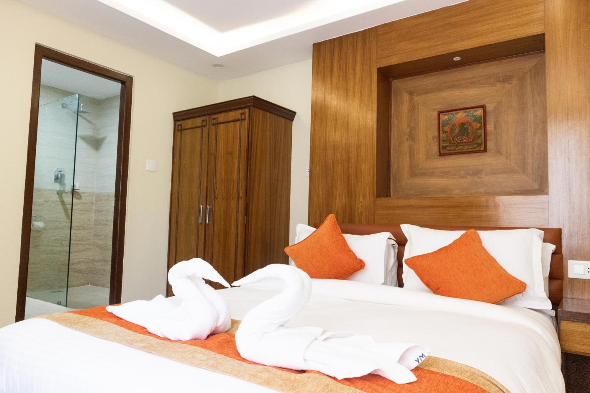 Hotel Yakroo Manang Kathmandu Ruang foto